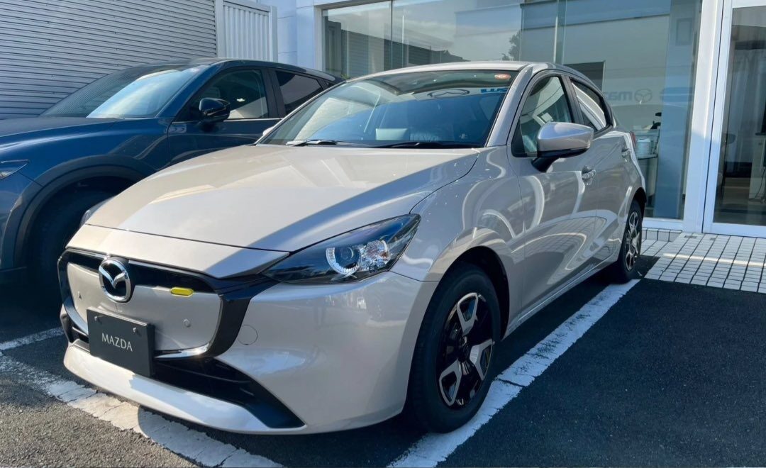 MAZDA2 15BD i Selectionのご紹介｜浜松市の輸入車・国産車販売、車検点検